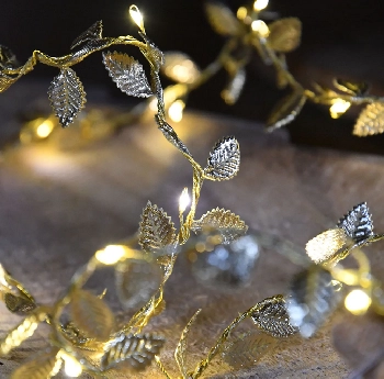 Guirlande feuilles d'or (interieur)
20 MicroLED - Intérieur - à piles