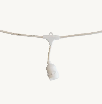 Guirlande guinguette Java
10 douilles E27 sans ampoule - 5m - câble blanc - prolongeable